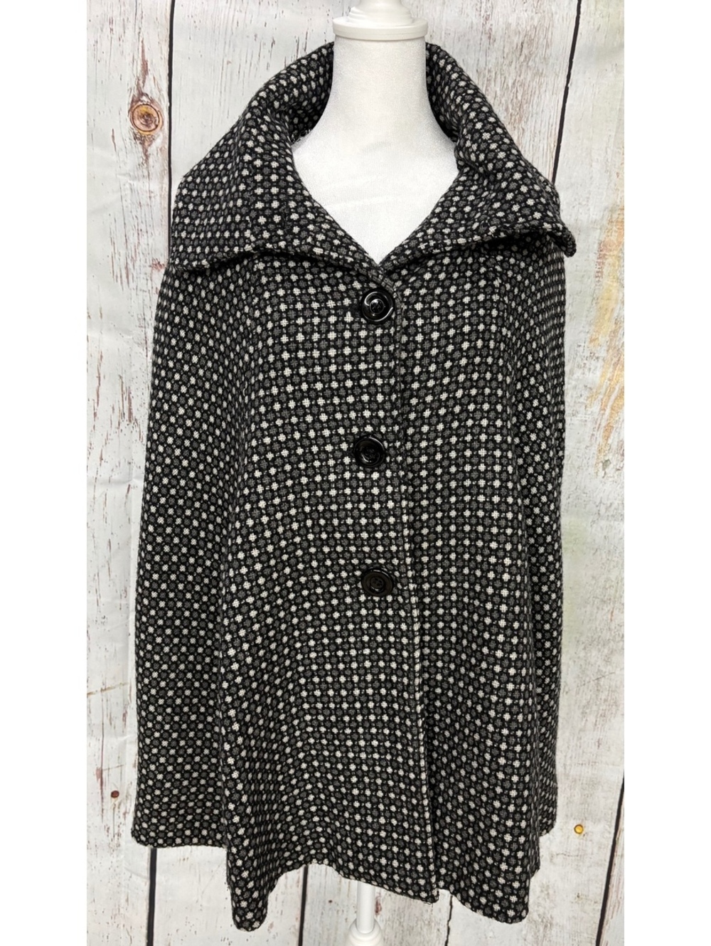 Steve Madden Y2K Tweed Cape Coat Black White Pixel Pattern Owl Lining Size M/L